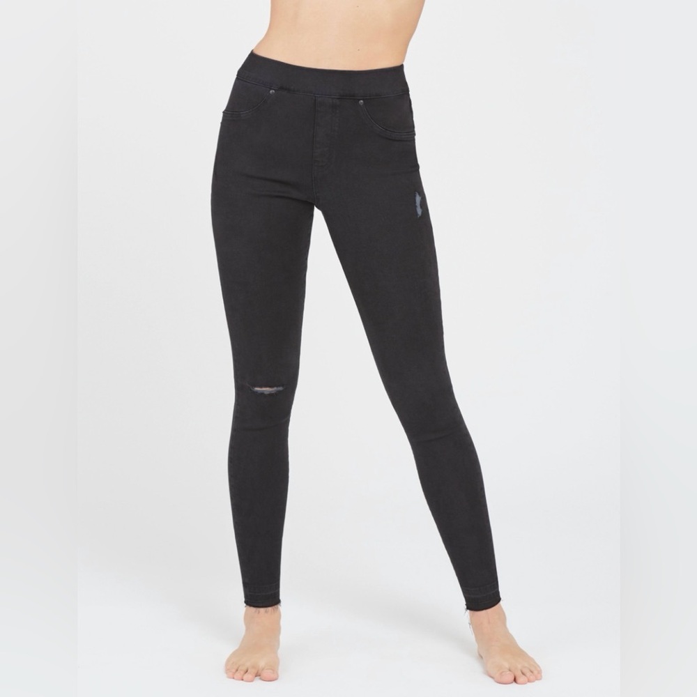 SPANX Vintage Distressed Ankle Skinny Jeans (M)